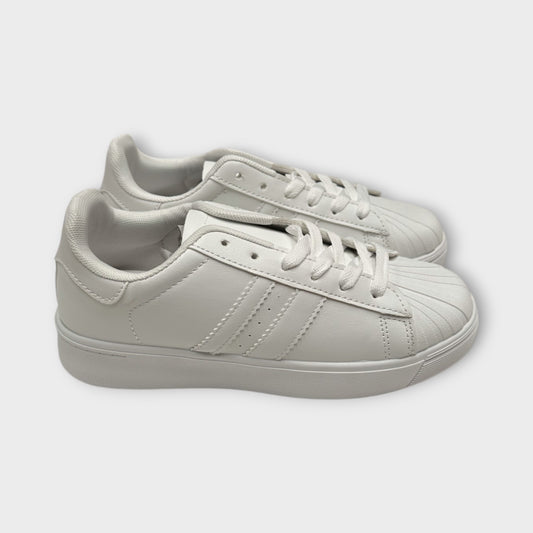 Sneaker Classica con Lacci