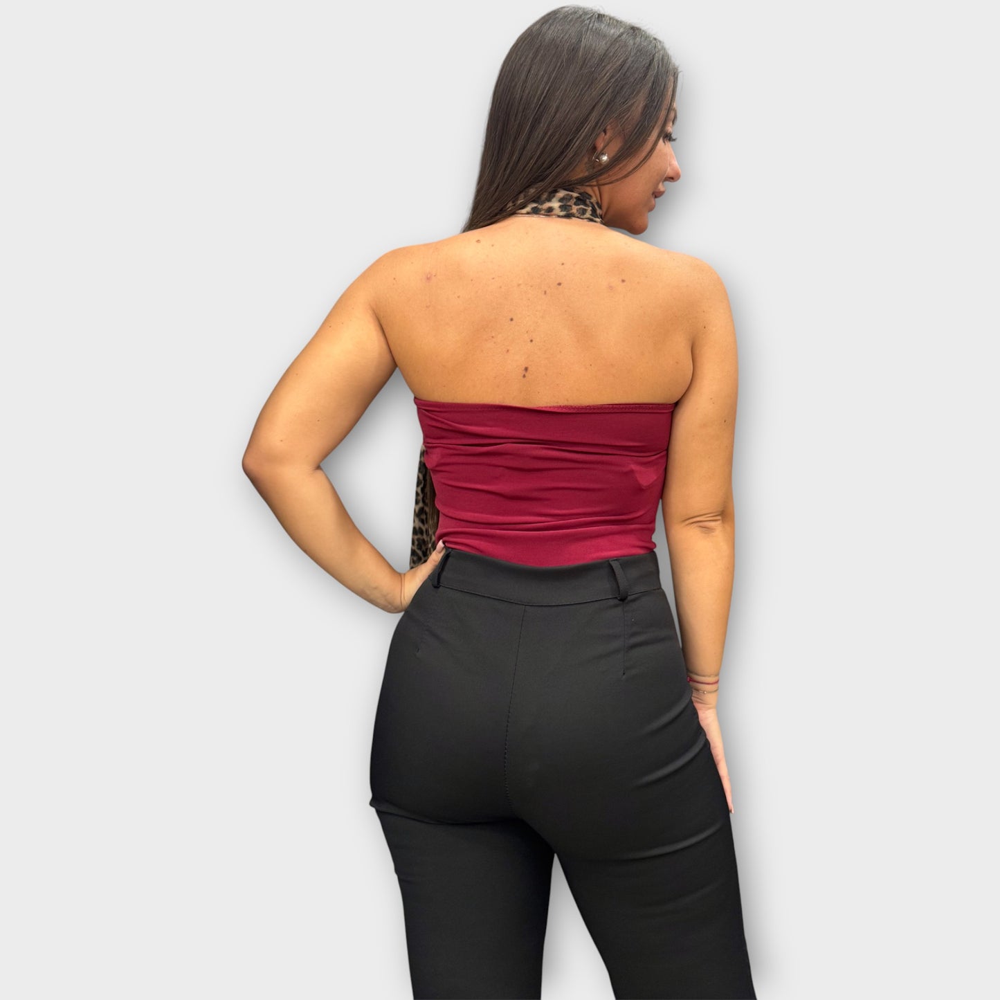 Body con foulard