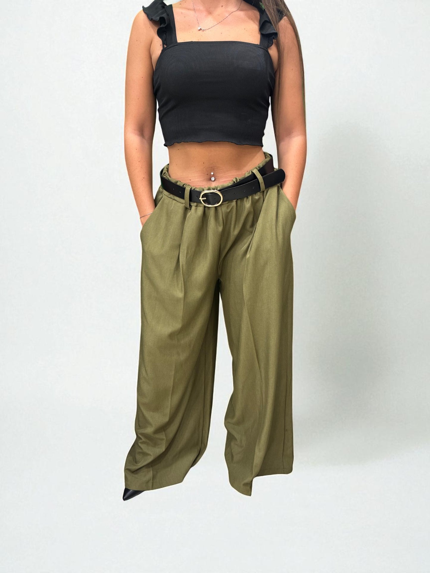 Pantalone zampa con accessorio