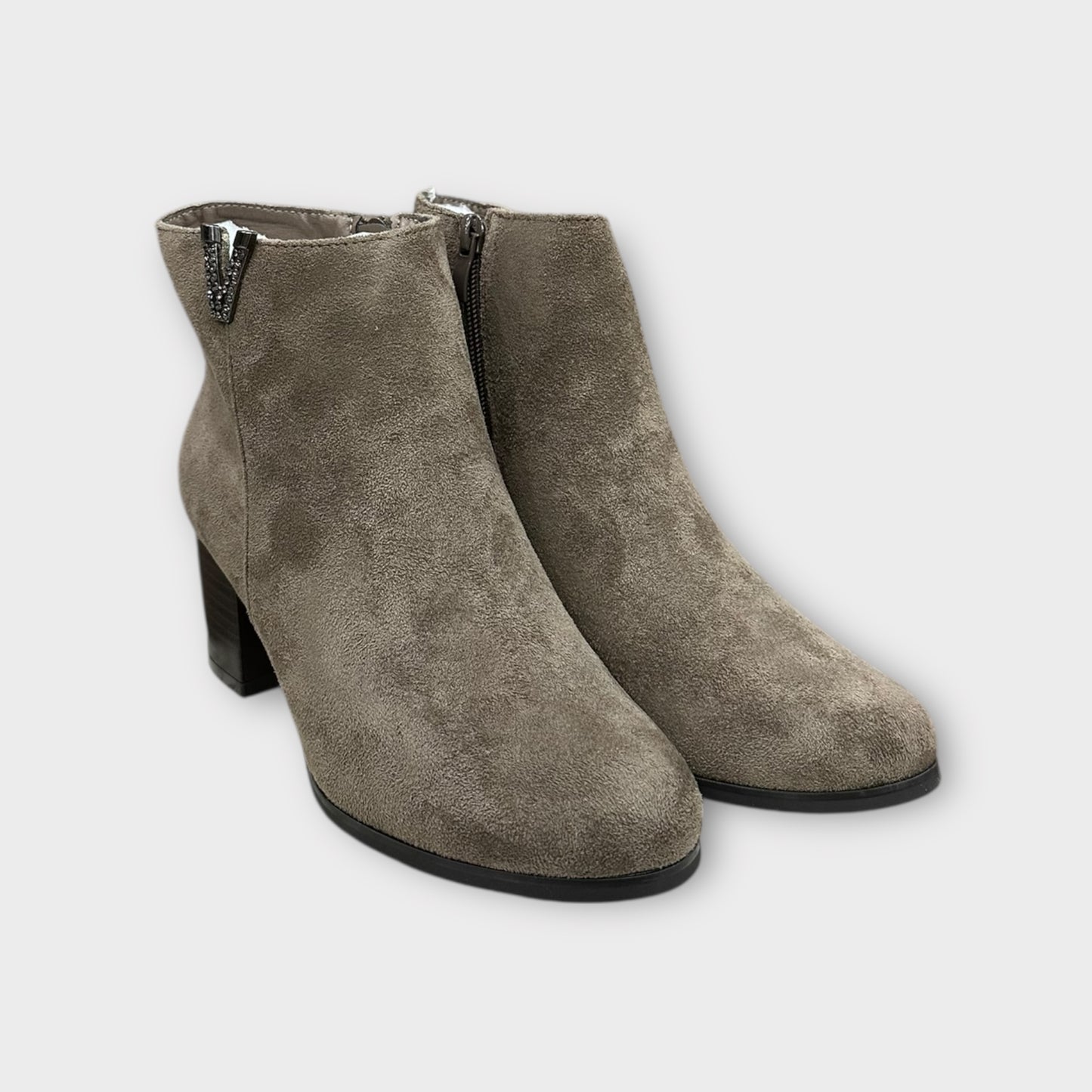 Stivaletto con tacco