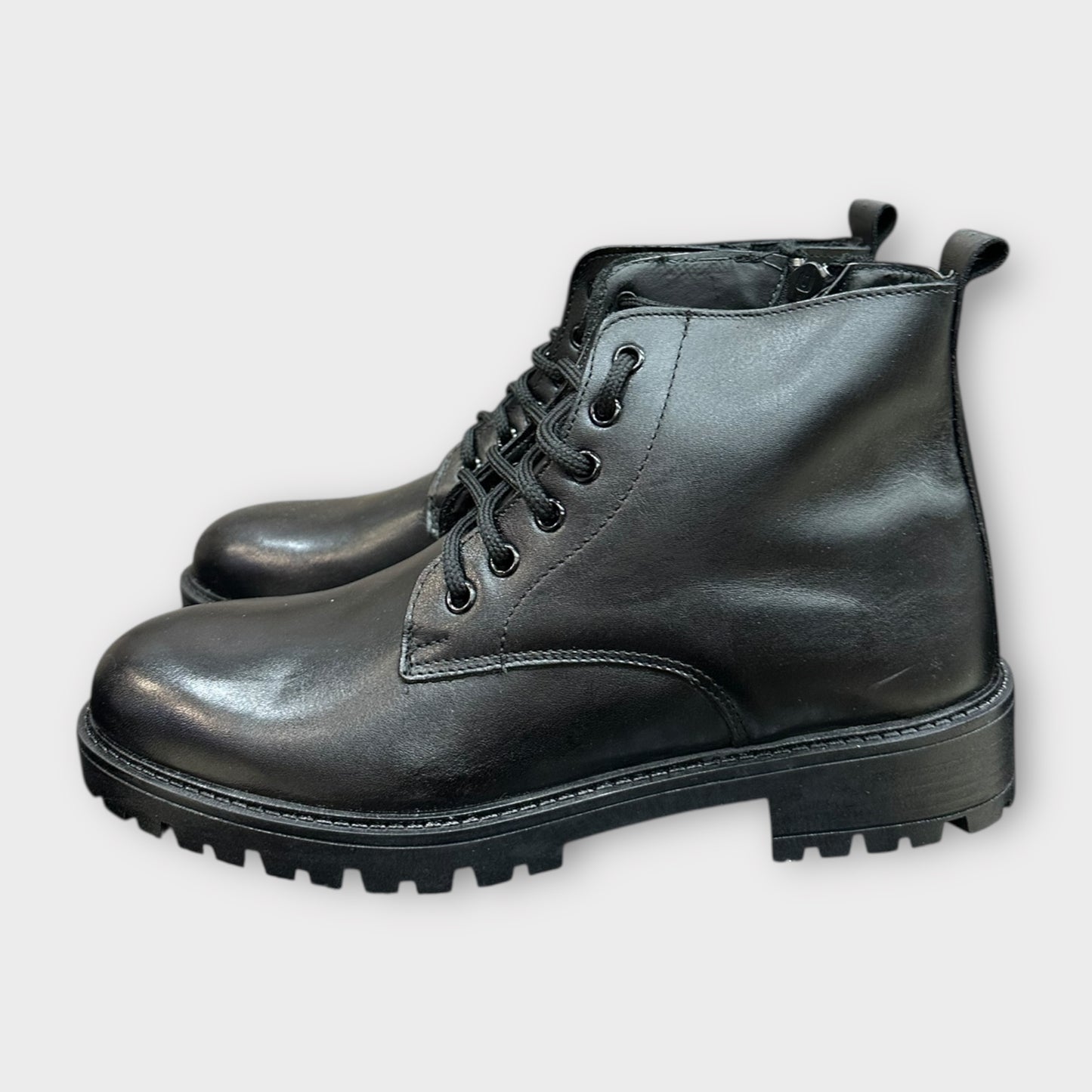 Stivaletto Uomo Con Laccio